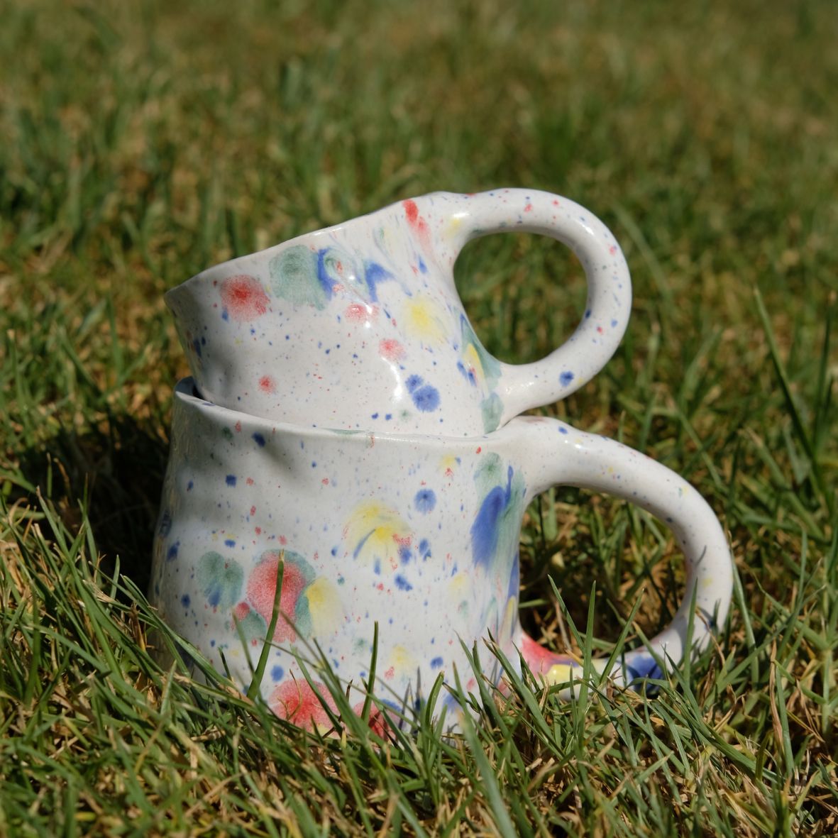 Explosion of colors mug