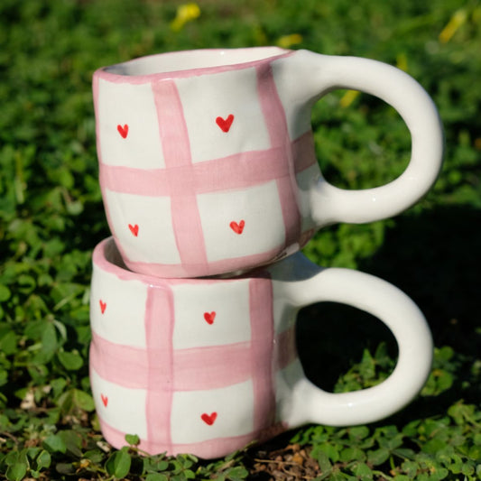 Striped heart pink  mug