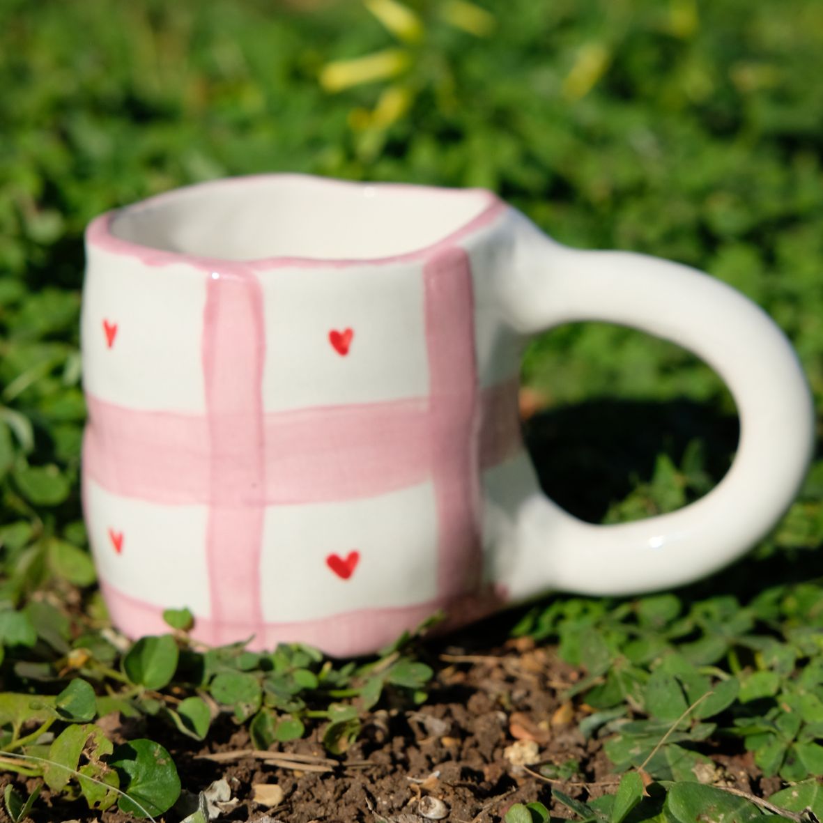 Striped heart pink  mug